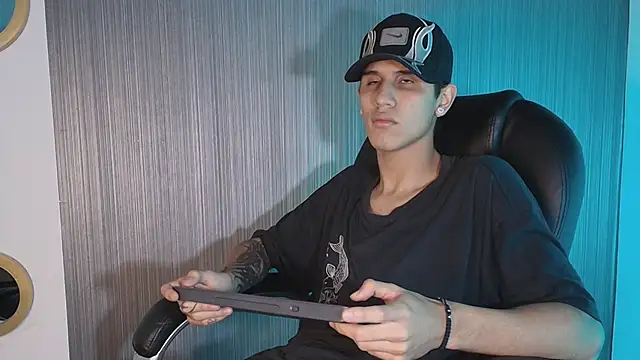  realwav online show from October 13, 2025, 6:46 am