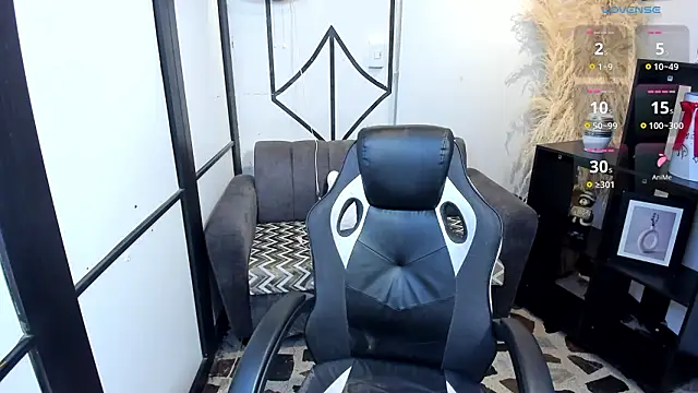 NahomiRichards  online show from March 8, 2026, 3:54 am