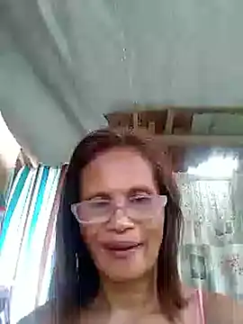 Kristen05 online show from September 9, 2025, 2:44 am