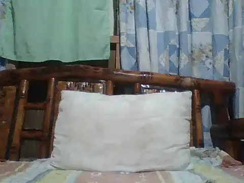 Kristen05 online show from October 25, 2025, 11:32 pm