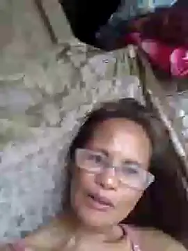 Kristen05 online show from November 22, 2025, 7:18 am