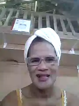 Kristen05 online show from December 5, 2025, 5:38 am