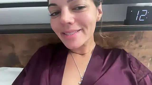 Snapshot of prettyykitty22 chatting on December 19, 2025, 5:14 am prettyykitty22 online show from December 19, 2025, 5:14 am