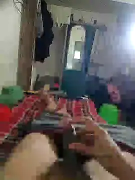 Snapshot of hotbull30 chatting on May 17, 2026, 10:11 am hotbull30 online show from May 17, 2026, 10:11 am