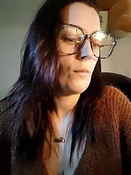 Snapshot of Mila_Luciphya chatting on January 18, 2026, 10:08 am Mila Luciphya online show from January 18, 2026, 10:08 am