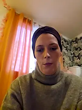 Snapshot of Mila_Luciphya chatting on February 14, 2026, 5:10 pm Mila Luciphya online show from February 14, 2026, 5:10 pm