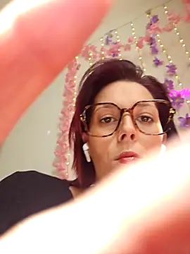 Snapshot of Mila_Luciphya chatting on March 31, 2026, 11:54 am Mila Luciphya online show from March 31, 2026, 11:54 am