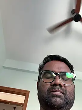 snickersnee online show from September 28, 2025, 9:47 am