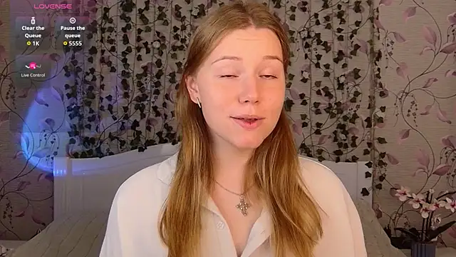  influensii  online show from September 13, 2025, 7:08 am