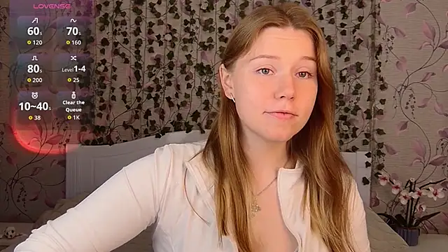  influensii  online show from September 18, 2025, 4:36 am