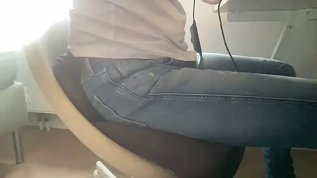 peterpapiNL online show from November 5, 2025, 2:28 pm