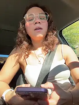 Mrs MrLove online show from December 16, 2025, 7:52 pm