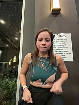 Mrs MrLove online show from December 20, 2025, 5:36 am