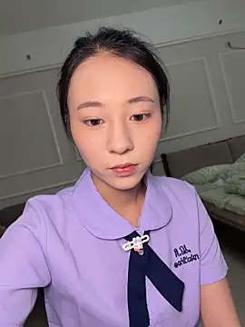 shishi0688 online show from April 21, 2026, 7:25 am