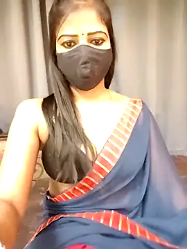 Misss-julli online show from December 19, 2025, 11:23 pm