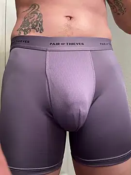 flacoone01 online show from September 28, 2025, 1:27 pm