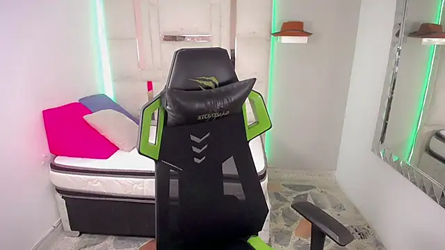 Stein  online show from November 11, 2025, 8:42 pm