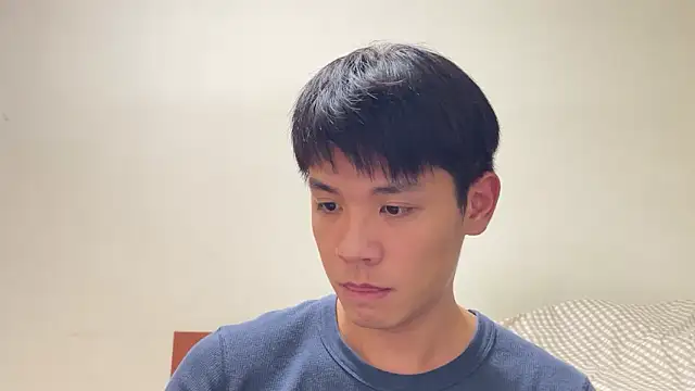 Foxfoxfox4 online show from December 14, 2025, 1:38 pm