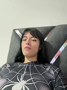 LiaCollings online show from April 20, 2026, 11:13 am