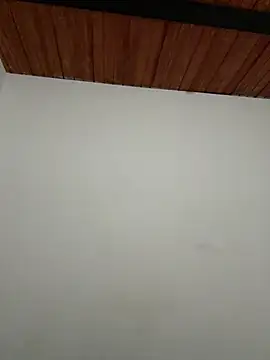 LiaCollings online show from April 28, 2026, 10:42 am