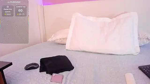  Saandy online show from April 23, 2026, 1:02 pm