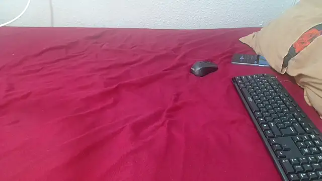 Snapshot of WETPUSSY24XX chatting on October 24, 2025, 5:53 pm WETPUSSY24XX online show from October 24, 2025, 5:53 pm