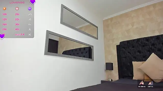 Layla Mackenzie online show from March 13, 2026, 5:25 am