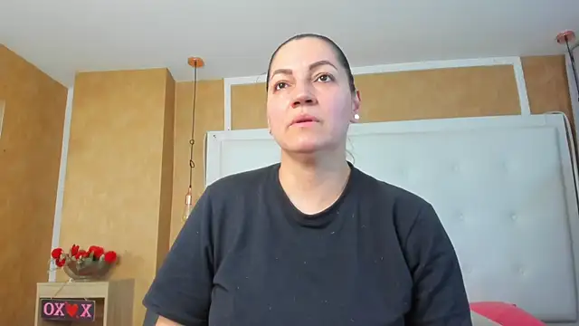 Snapshot of Heidy_milf chatting on July 30, 2026, 7:57 pm Heidy milf online show from July 30, 2026, 7:57 pm