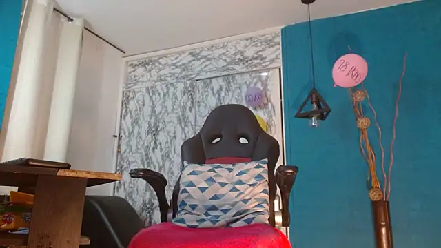 hanna mooreee online show from April 22, 2026, 7:15 pm