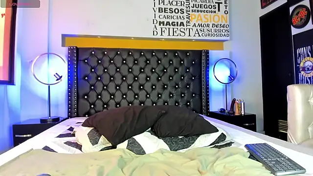 TaylerWhite online show from November 13, 2025, 12:59 pm