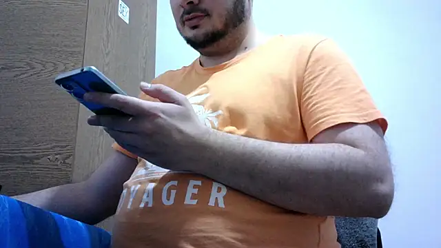 Snapshot of Black_Scorpion91 chatting on December 15, 2025, 7:18 pm Black Scorpion91 online show from December 15, 2025, 7:18 pm