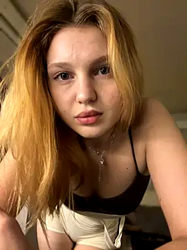 Emaline Fane online show from November 28, 2025, 6:21 pm