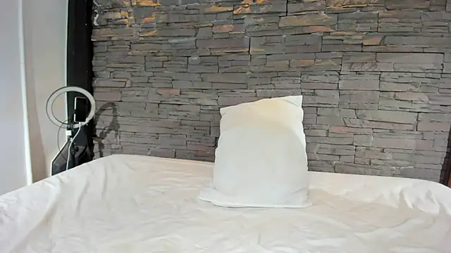 Anker Colin online show from November 23, 2025, 4:23 am