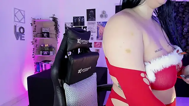 Lana Herondale online show from December 22, 2025, 9:17 am