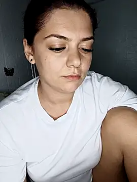 LadyNora online show from November 12, 2025, 6:52 pm