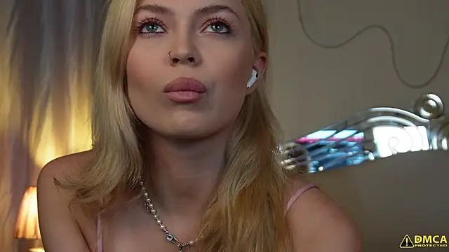 kellypeachcake online show from October 21, 2025, 5:30 am