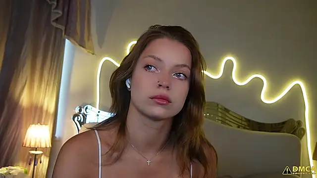 kellypeachcake online show from March 2, 2026, 5:19 am