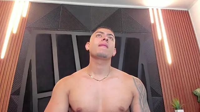 marco garciia  online show from September 20, 2025, 11:17 pm