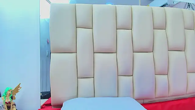 sweet amye online show from February 14, 2026, 7:43 pm