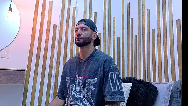 yorbymaxx online show from March 3, 2026, 1:50 pm