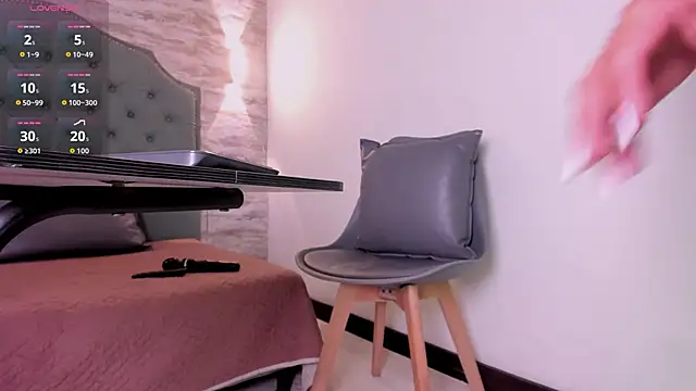 Maia 520 online show from September 16, 2025, 6:09 pm