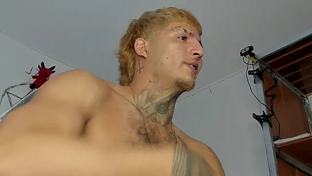 Lord Luciferhot Dirty666 online show from February 18, 2026, 5:09 pm