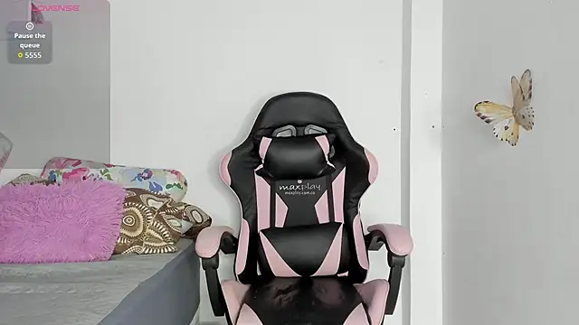 mari-ross online show from February 19, 2026, 2:18 am