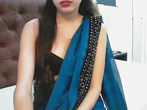 elize   online show from September 10, 2025, 5:24 pm