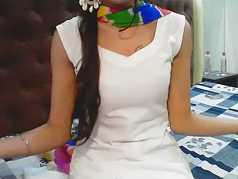 elize   online show from September 20, 2025, 9:32 am