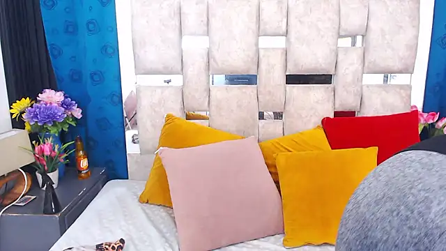 AmbarSmit online show from January 16, 2026, 7:18 pm