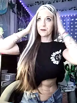 Purple2StayThnxx online show from February 12, 2026, 2:23 pm