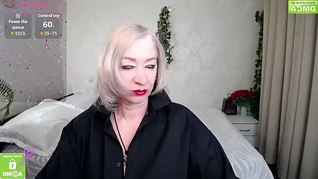 hunters woman online show from April 22, 2026, 6:53 pm