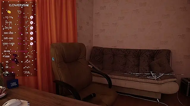 Milla Vanilla  online show from February 13, 2026, 12:01 pm