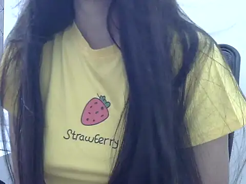 Simranjeet kaur26 online show from October 14, 2025, 3:35 pm